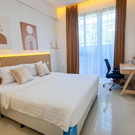 Legian Olivia Soho Guest House מראה חיצוני תמונה