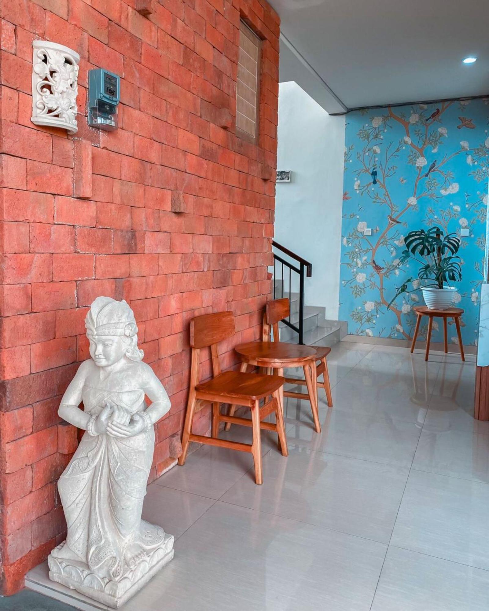 Legian Olivia Soho Guest House מראה חיצוני תמונה